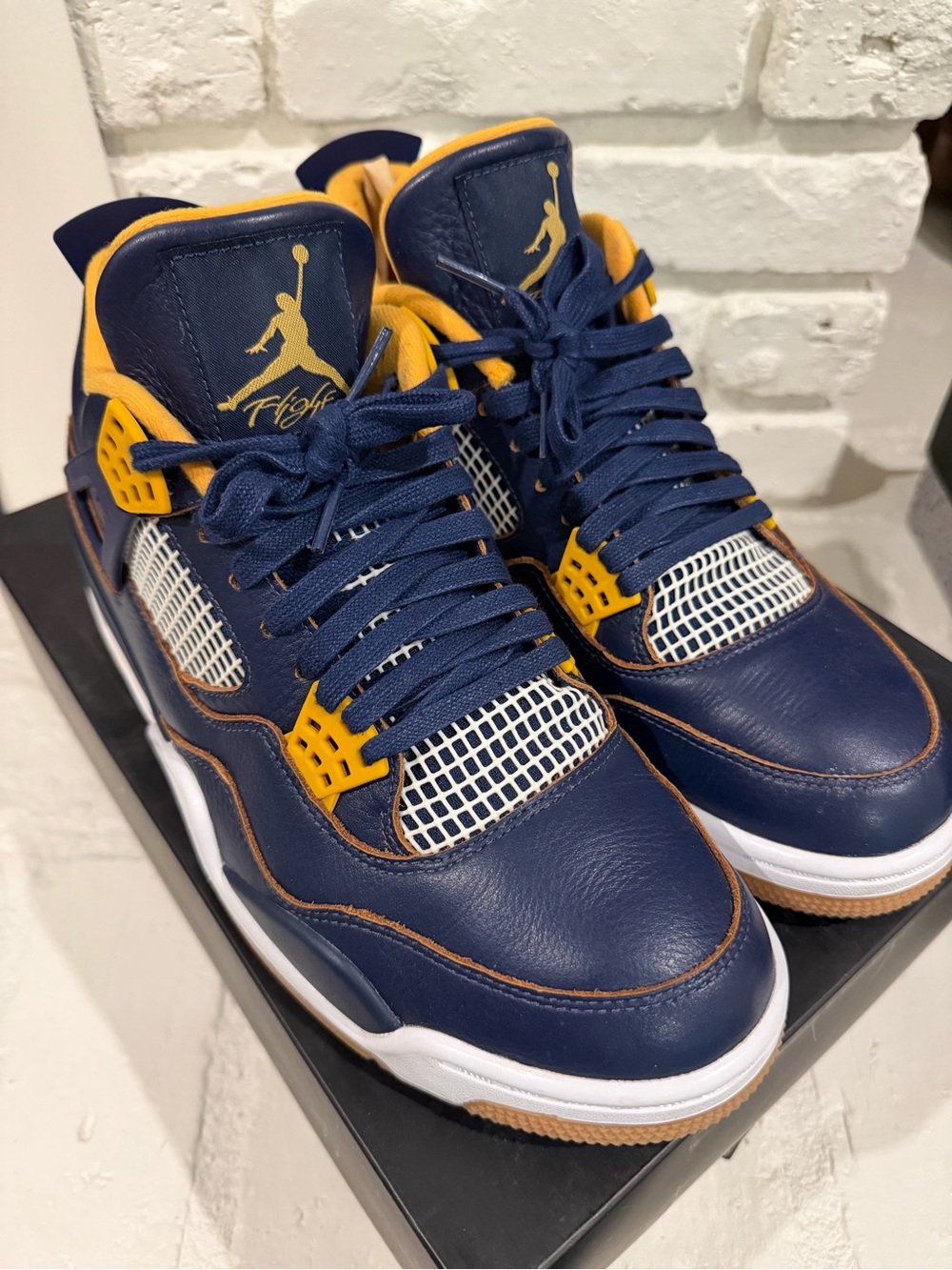 Air Jordan 4 Retro